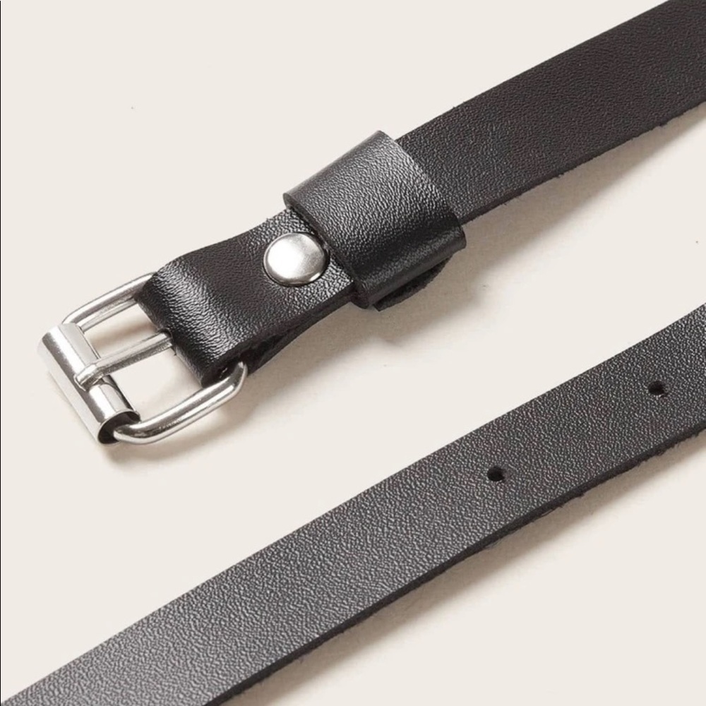 PU Leather Rivet Decor Cage Harness - Picture 3 of 4